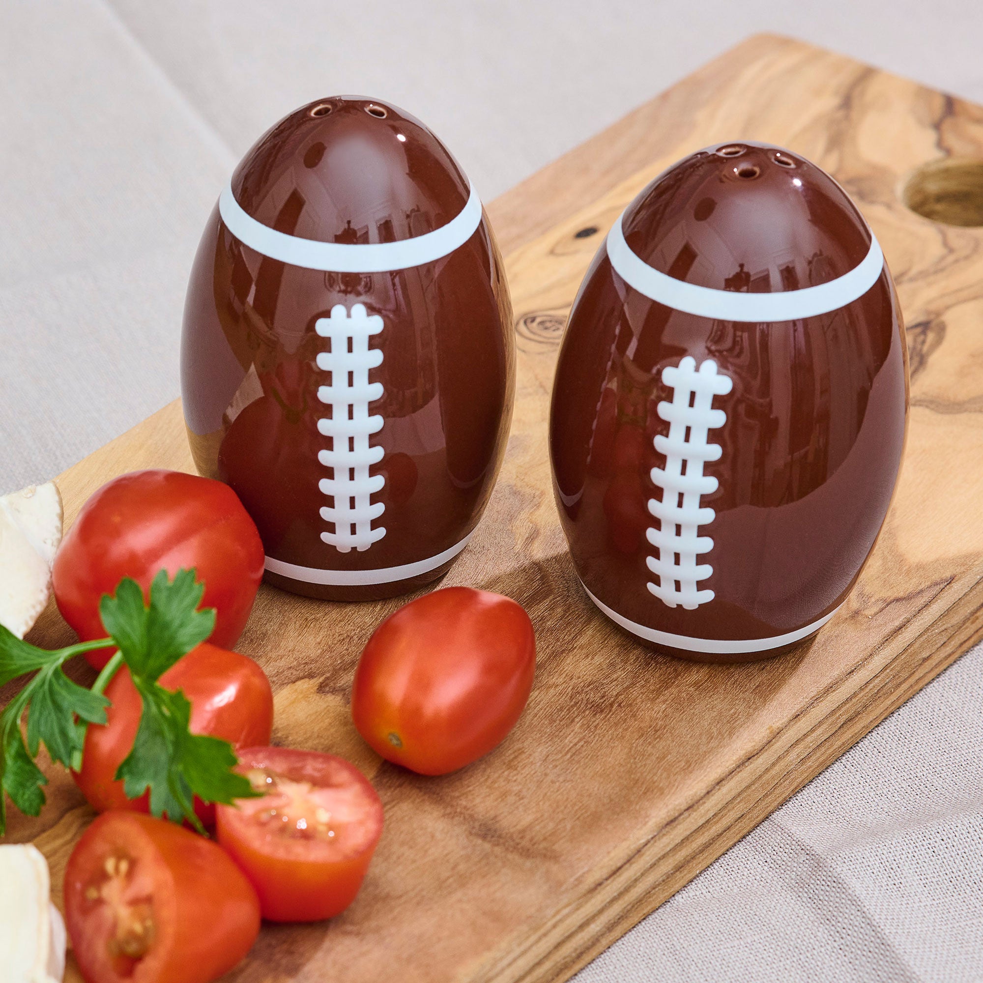 American Football Salz- und Pfefferstreuer für Tomaten & mehr
