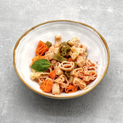 Nudeln in American Football Form