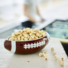 American Football Schale mit Popcorn